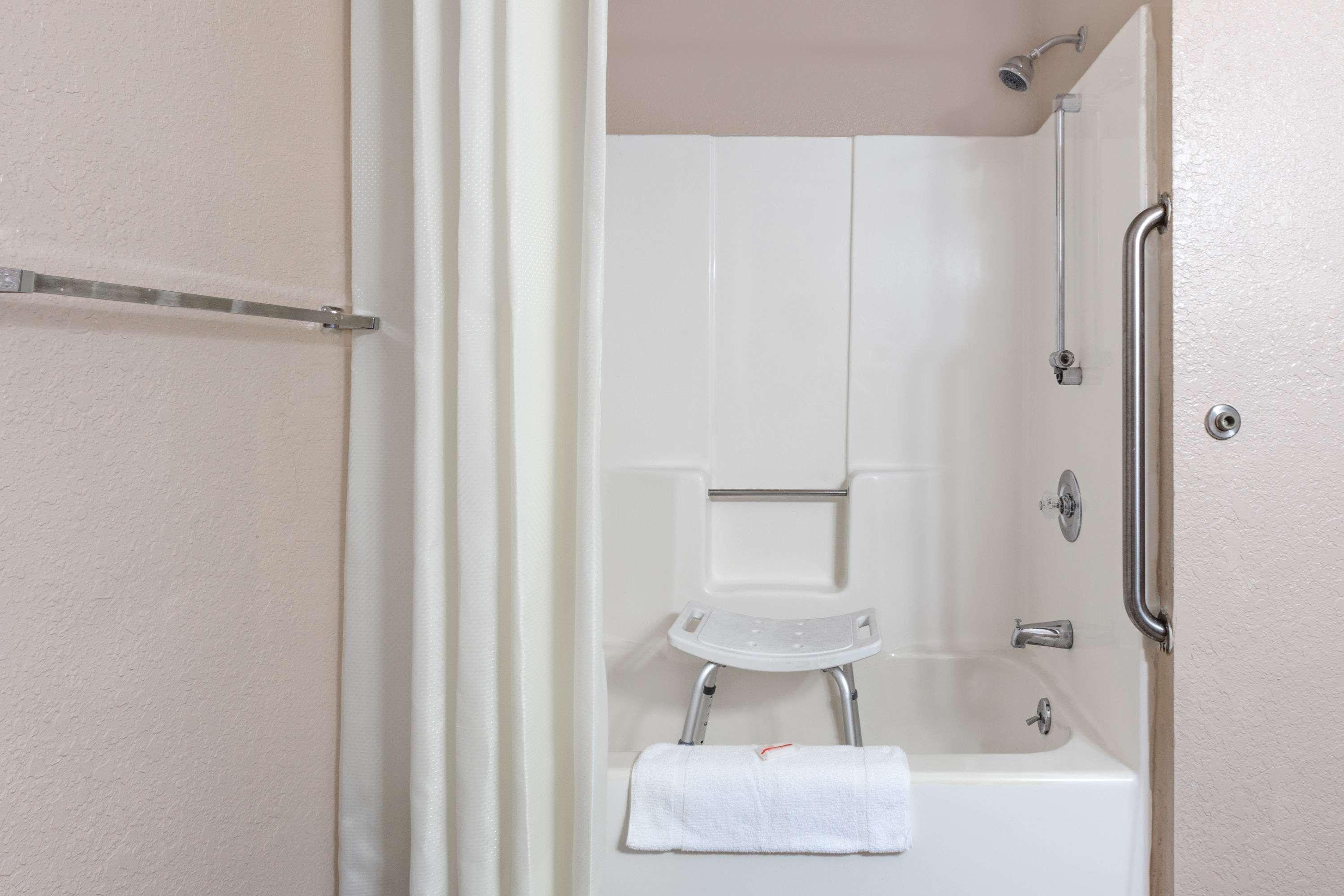 Super 8 By Wyndham Lake Havasu City Εξωτερικό φωτογραφία